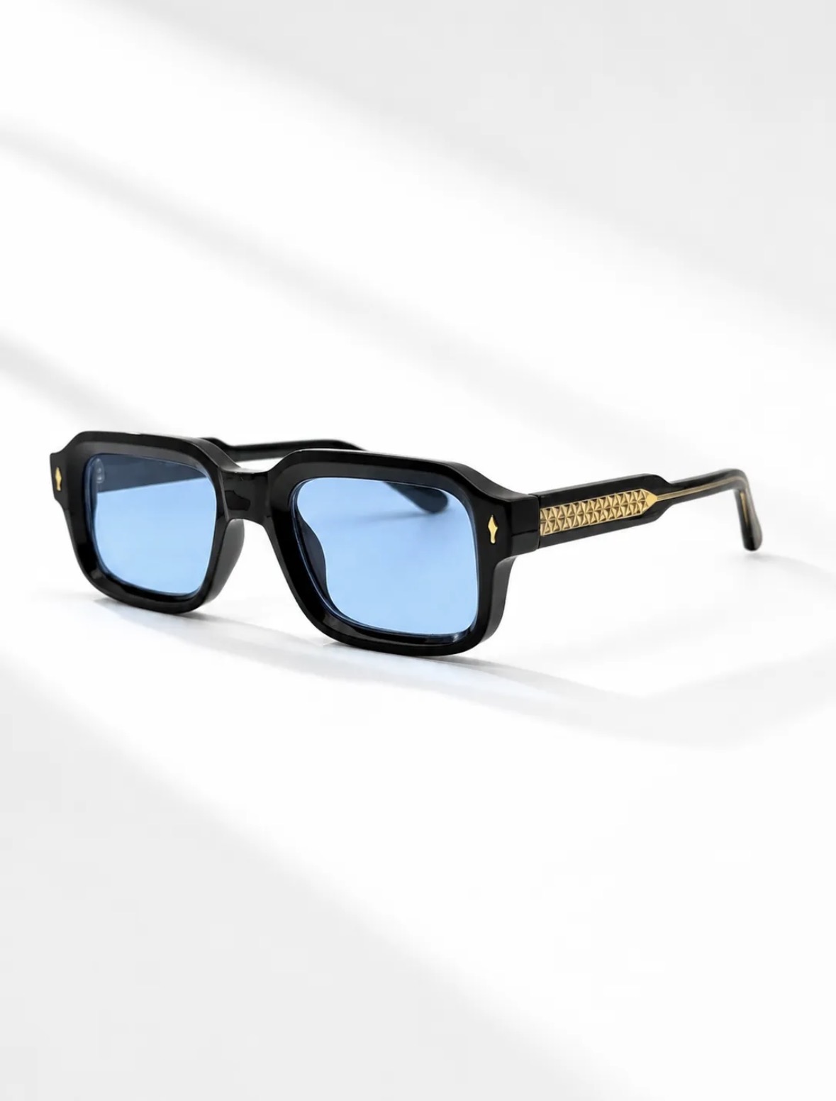 Onyx Bleu